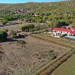 Lujko Villa *
