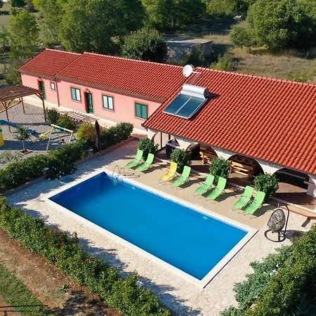Villa Lujko
