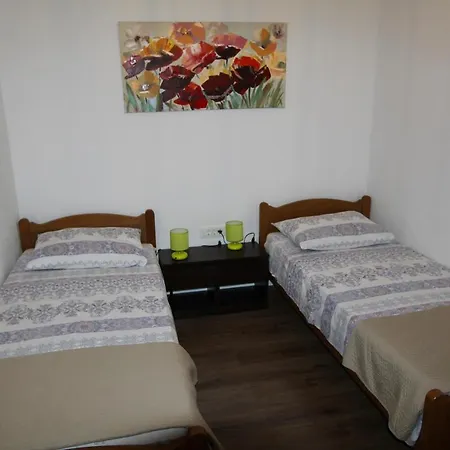 Vila Lujko Prapatnica