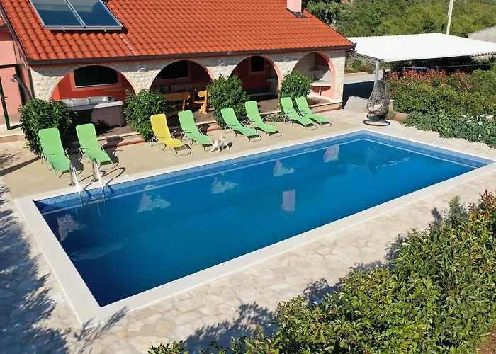 فيلة Lujko Prapatnica